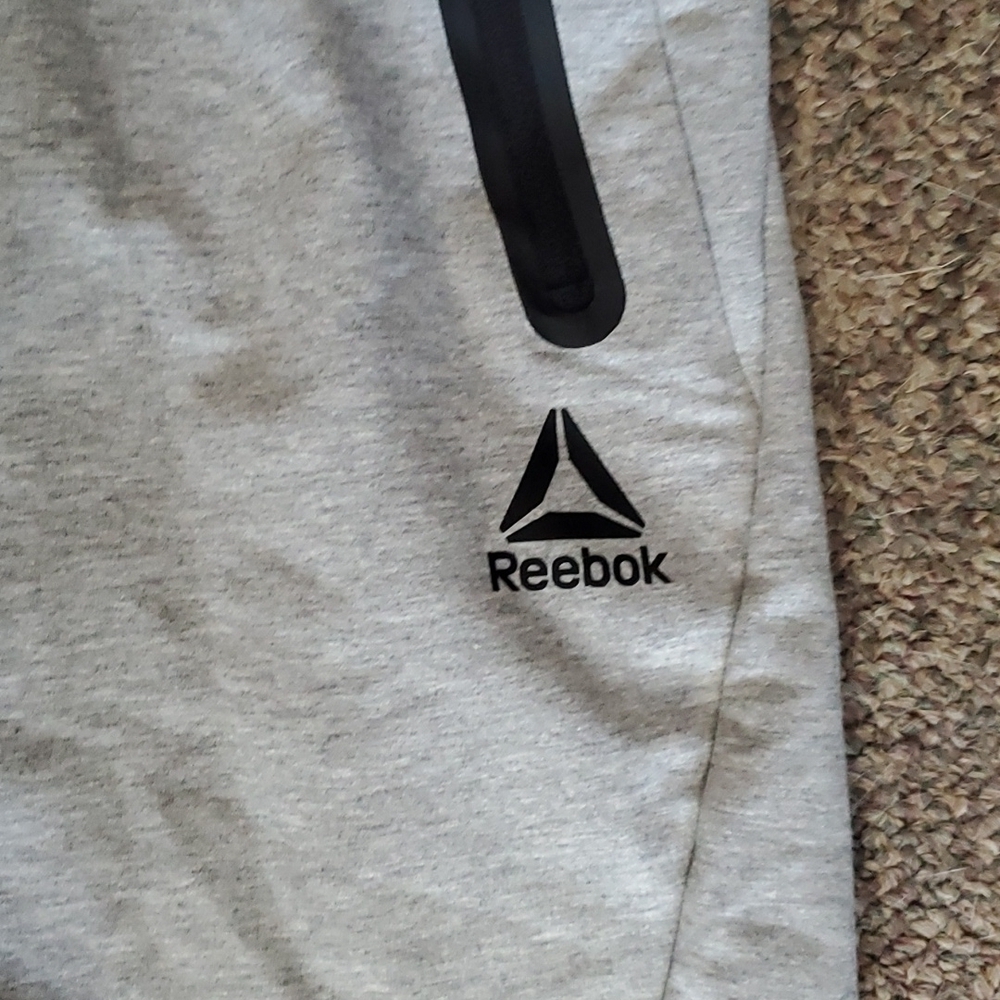 Reebok Gray work out shorts size small - Picture 2 of 6
